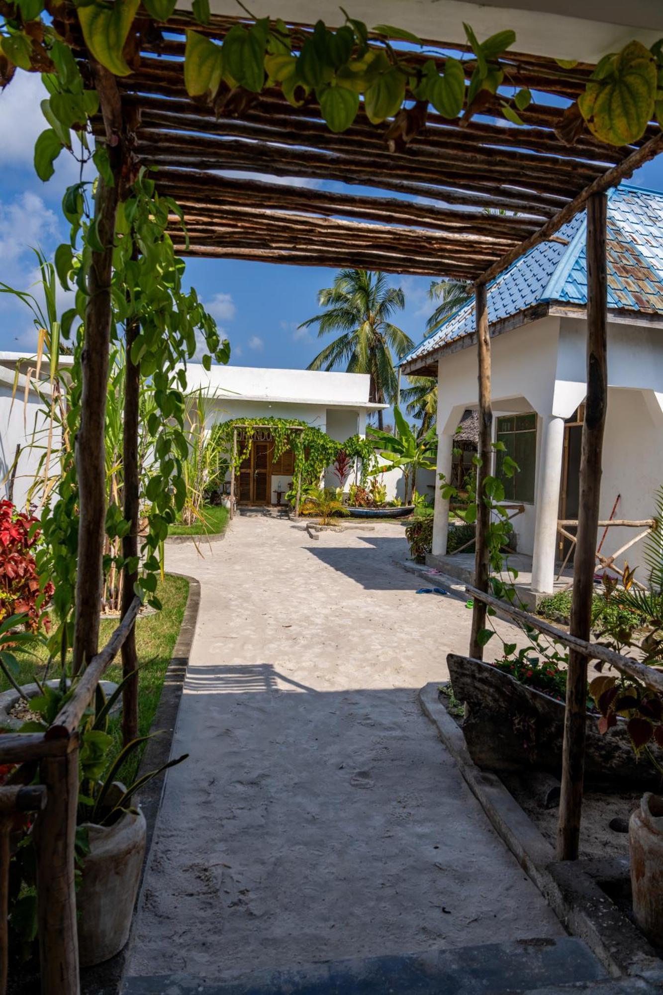 Mafia Island Bungalows Utende Exterior foto